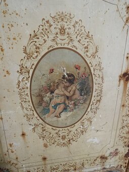 Starožitné kovové čelo dětské postele s malbou andělíčků - 4