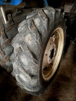 Zetor 3011 zadní kola - 4