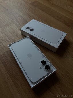 Apple iPhone 17 256GB bílý - 4