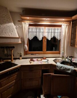 Dubová rustikální kuchyně se spotřebiči,5678 - 4