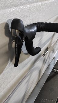 Karbonové silniční kolo - 4