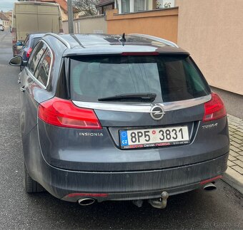 Opel INSIGNIA SPORTS TOURER - 4
