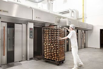 ČESKÁ ROTAČNÍ PEC KORNFEIL ROTOMAX - 4