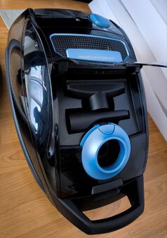 Podlahový vysavač Siemens VSQ5X1230 - 4