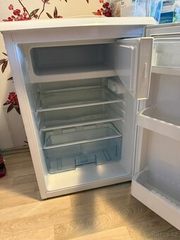 Lednice s mrazakem BEKO - 4