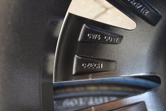 NOVÝ letní luxusní Alu komplet Škoda Scala 205/50R17 - 4