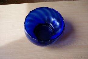 čtvrtých 20fotek Sklo a porcelán různe prodám - 4