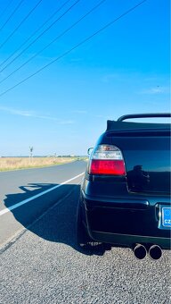 Prodám VW Golf 3.5 1.6 CABRIO - 4