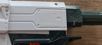 Pistole Nerf Retaliator Elite 2011 - 4