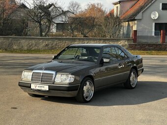 Mercedes-Benz 300CE W124 - 4