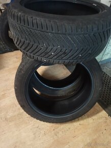Pneumatiky 245/45 R 18,celoroční - 4