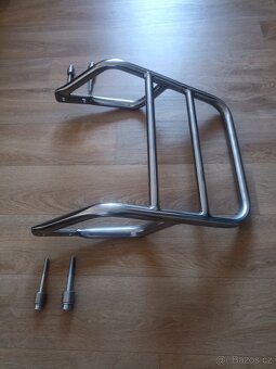 Zadní nerezový trubkový nosič na Suzuki GSX 1400 - 4