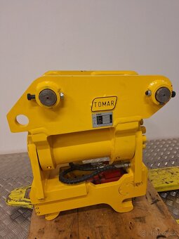 Naklápěcí hlava powertilt JCB - 4