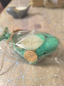 Roztomilá zelená velrybka - 4