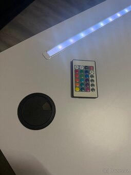 Herní/pracovní stůl s LED osvětlením - 4