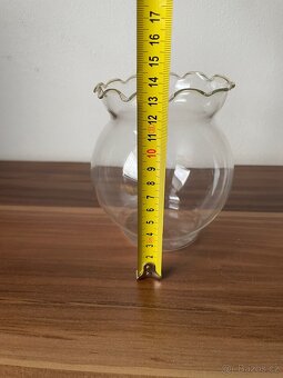 Tenkostěnná skleněná váza - 4