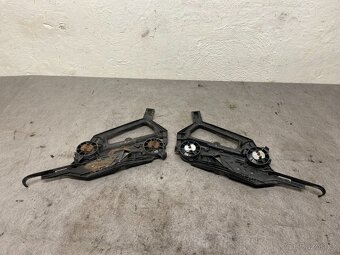 ŠKODA OCTAVIA 2 2004-2008 - DRŽÁKY PŘEDNÍCH SVĚTEL - 4