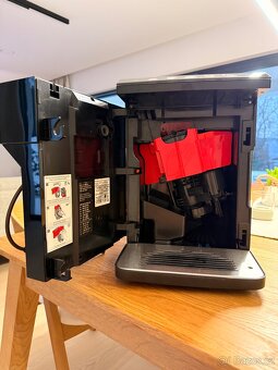 Automatický kávovar Siemens TP503R09 - 4