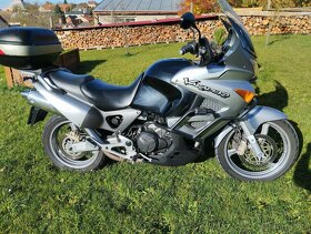 Honda XL 1000  Varadero - 4