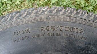 Prodám sadu disků 5x120 včetně zimních pneu 265/70 R16 - 4