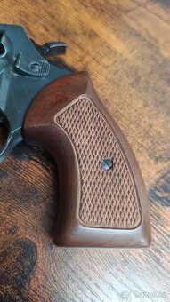 Flobert revolver KORA /2,5“/ černý , dřevo cal. 6mm flobert - 4