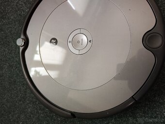 iRobot vysavač - 4