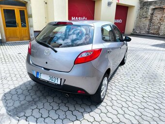 Mazda 2, r.v: 12/2009, 1.3 55kw, 115000km, klima, dovoz D - 4