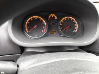Opel Corsa 1.2 rok výroby 2013 LPG - 4
