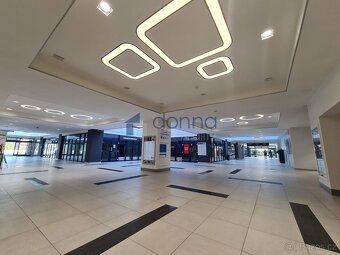 Pronájem obchodního prostoru 102,3 m² ul. Prusíkova, Praha 5 - 4