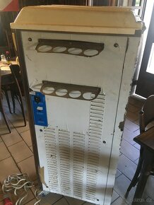 Gelmatic 2.5GR zmrzlinový stroj málo používaný - 4