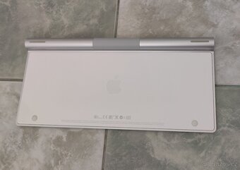 BEZDRÁTOVÁ BLUETOOTH KLÁVESNICE APPLE A1314 CZ - 4