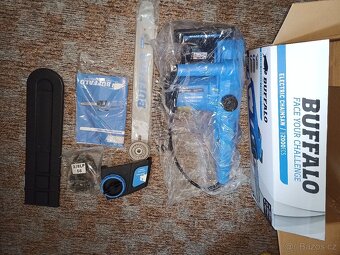 Prodám elektrickou pilu Buffalo - 4