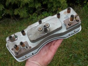 TACHOMETR PALUBNÍ DESKA AUTO VETERÁN - 4