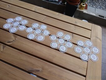 Háčkované dečky-cena je uvedena za kus - 4