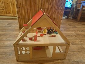prodám dřevěný domeček - 4