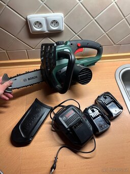 Aku řetězová pila BOSCH UniversalChain 18V - 4