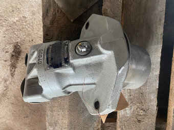 Náhradní díly Menzi Muck - 4