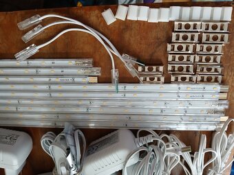 Prodám led pásky, lišty do skříně, atd. - 4