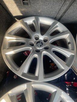 Alu kola originál Škoda - 4