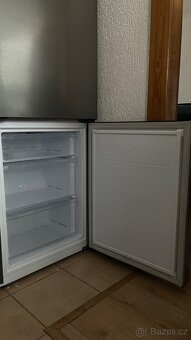 Prodám lednici Samsung RB38T676CS9 ❄️✨ - 4