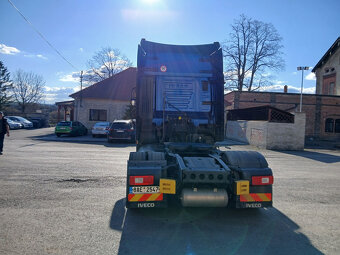 Tahač návěsů Iveco S-WAY NP Euro 6 Palivo LNG - 4