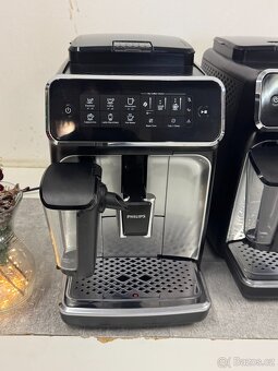 Kávovar Philips EP3246 LatteGo - 4