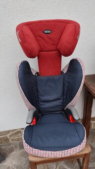 prodám 2 ks AUTOSEDAČKY ROMER - 4