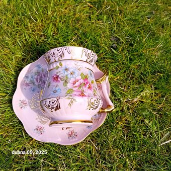 Sada růžového porcelánu. - 4