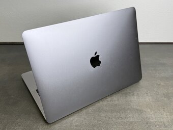 MacBook Pro 13'' 2018 / i5 / 8GB / 512GB SSD / Space Gray - 4