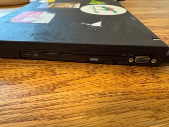 IBM T41 notebook (1600 Mhz, 1,5GB RAM, adaptér) - 4