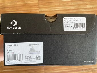 Converse na platformě - 4