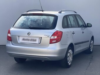 Škoda Fabia II 1.4 16V , 63 kW benzín, 2010 - 4