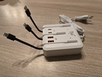 120W nabíječka do zásuvky USB3 + USB-C porty + kabely - 4