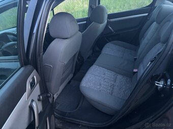 Peugeot 407 - 4